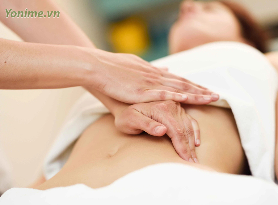 Massage bụng và ngực